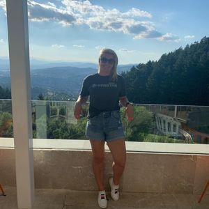 Meet your Posher, Nermisa